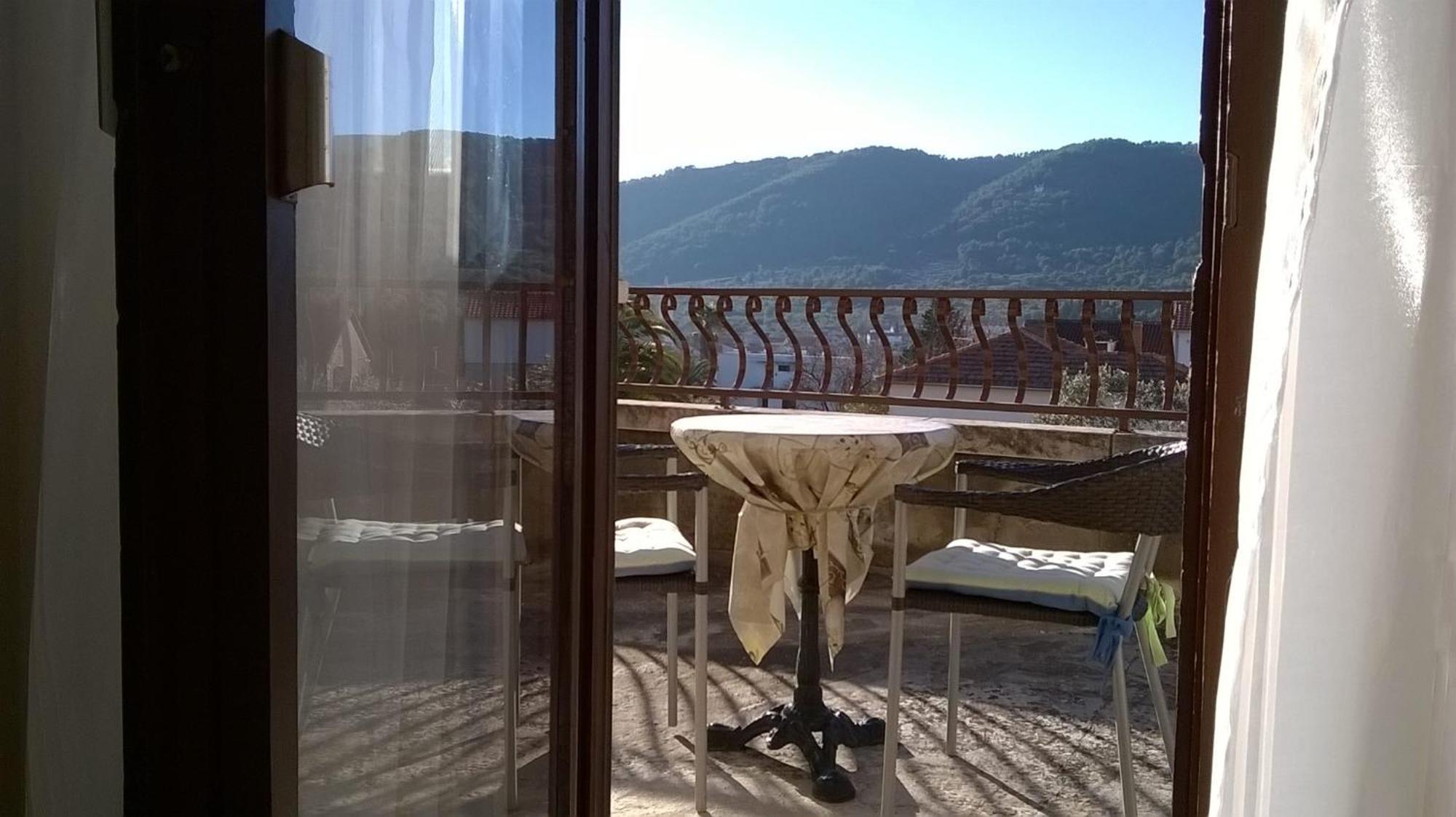 Studio Rade Stari Grad  Esterno foto